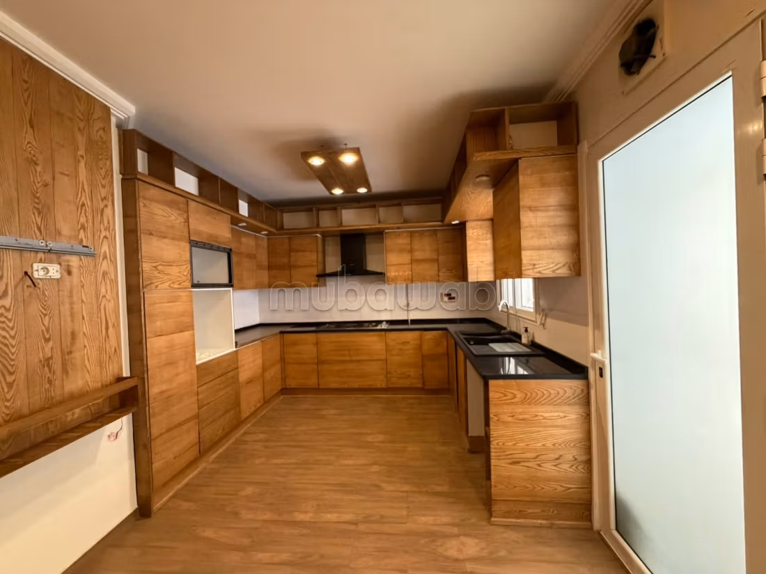 A vendre villa moderne S5 aux Jardins D'El Menzah 1