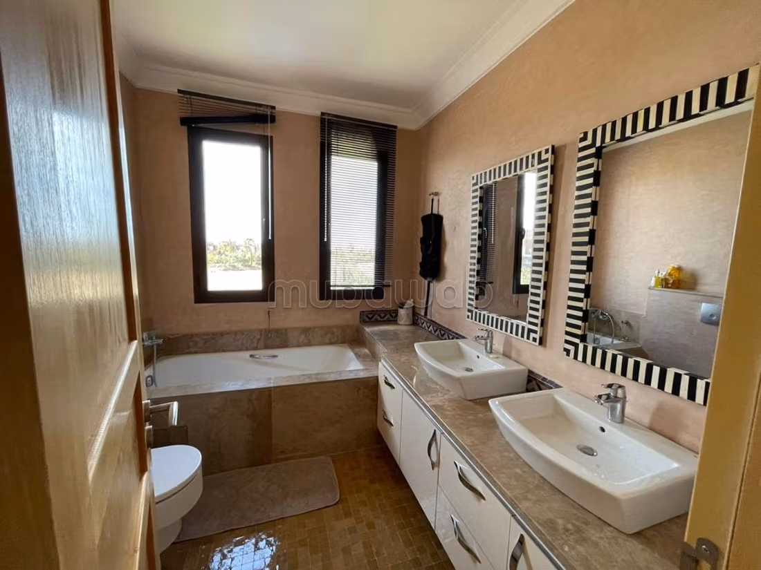 Long-term location new villa 4 suites swimming pool