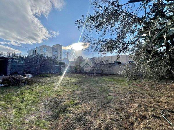 Terrain Titré a vendre