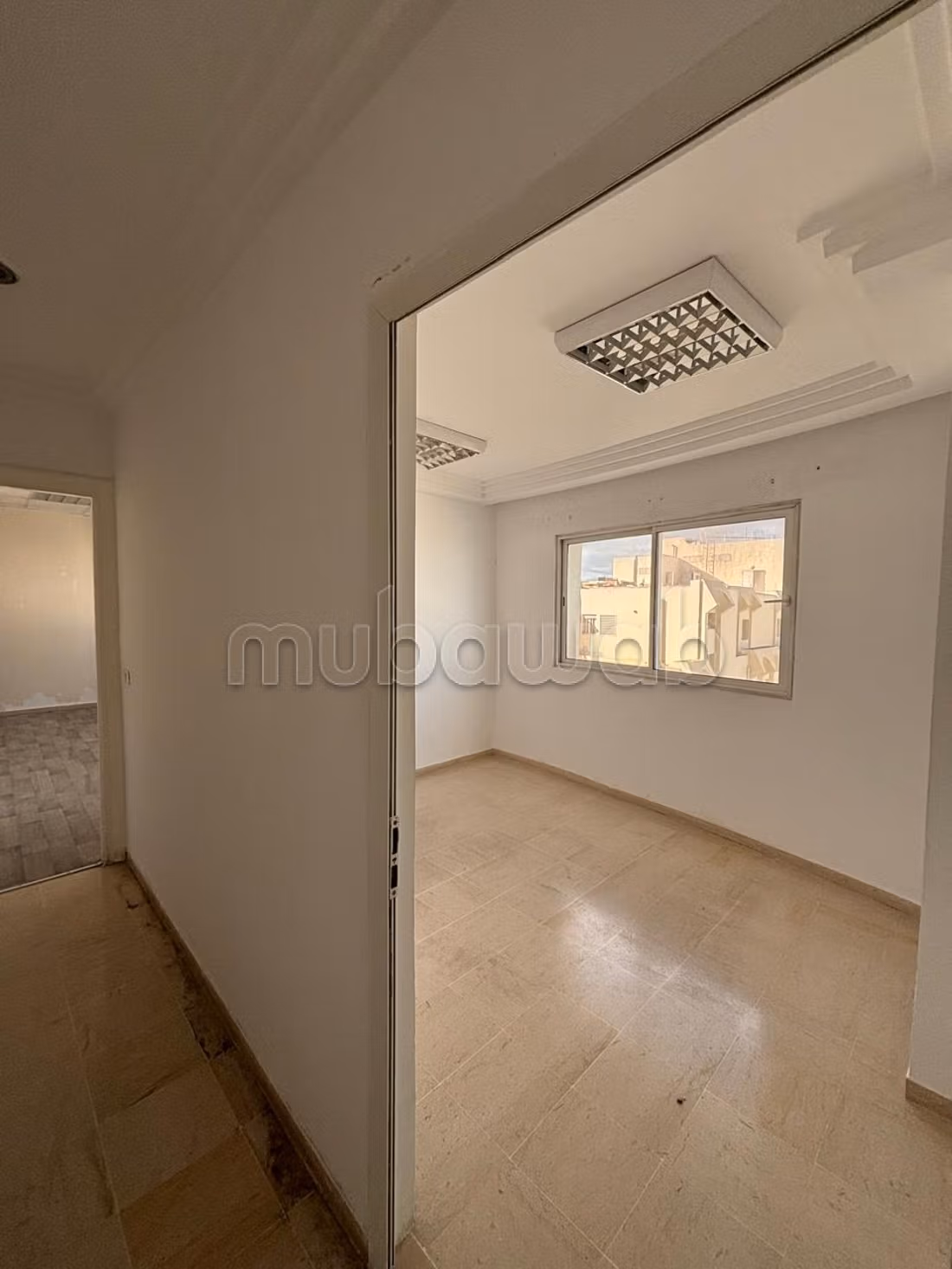 In affitto Ufficio 300 m² Les Berges du Lac 1