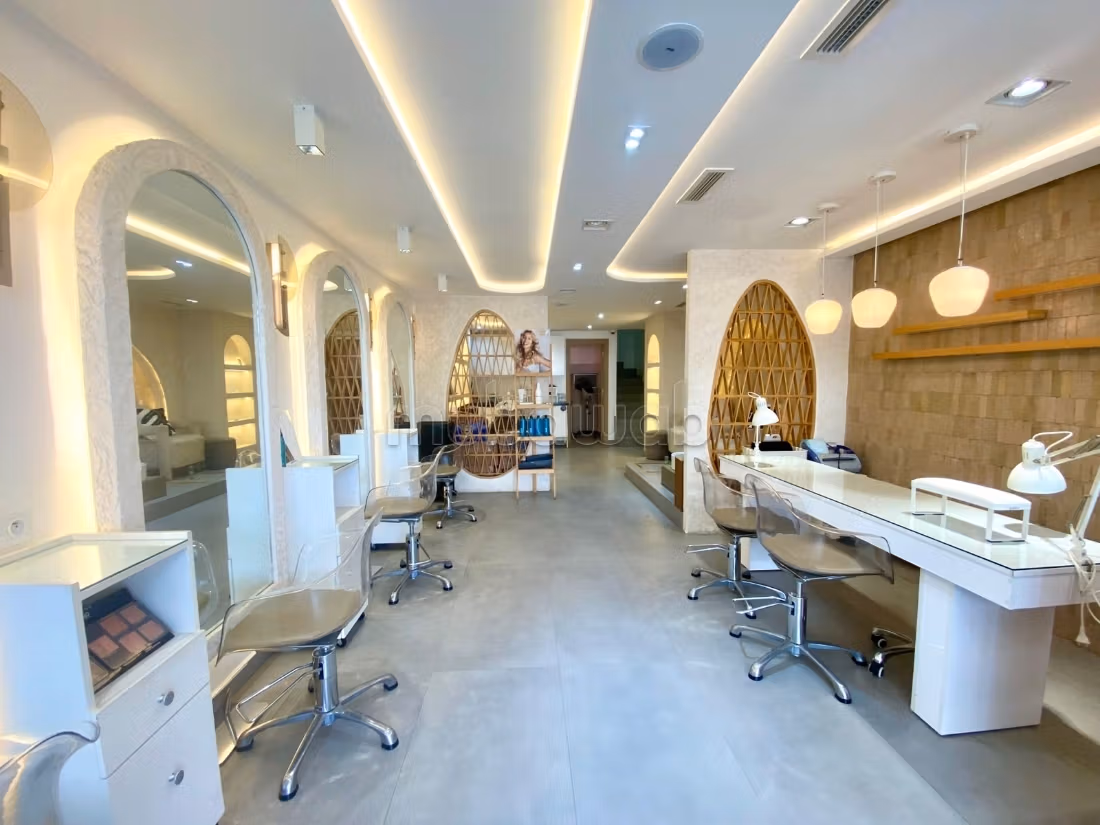 Salone di bellezza 114m oasi