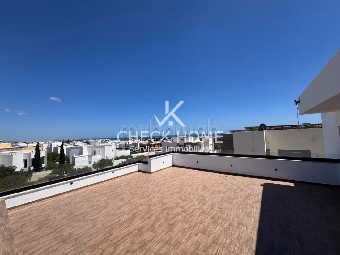 A vendre villa S5 de luxe neuve à Hammamet Nord