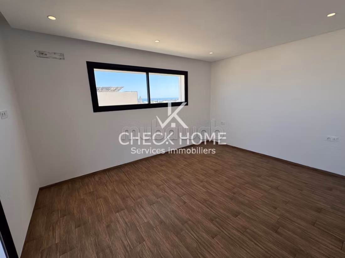 A vendre villa S5 de luxe neuve à Hammamet Nord