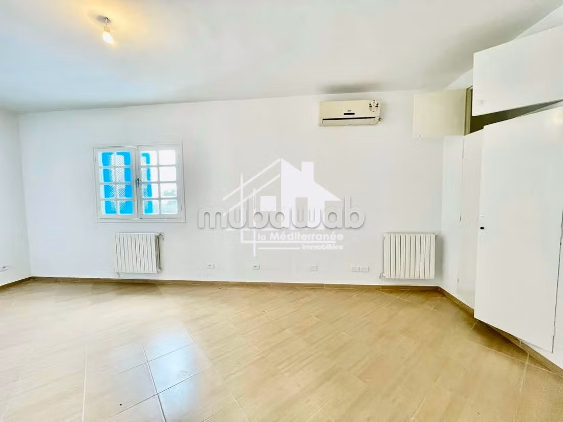 In affitto Duplex s4 con piscina a Cité El Khalil