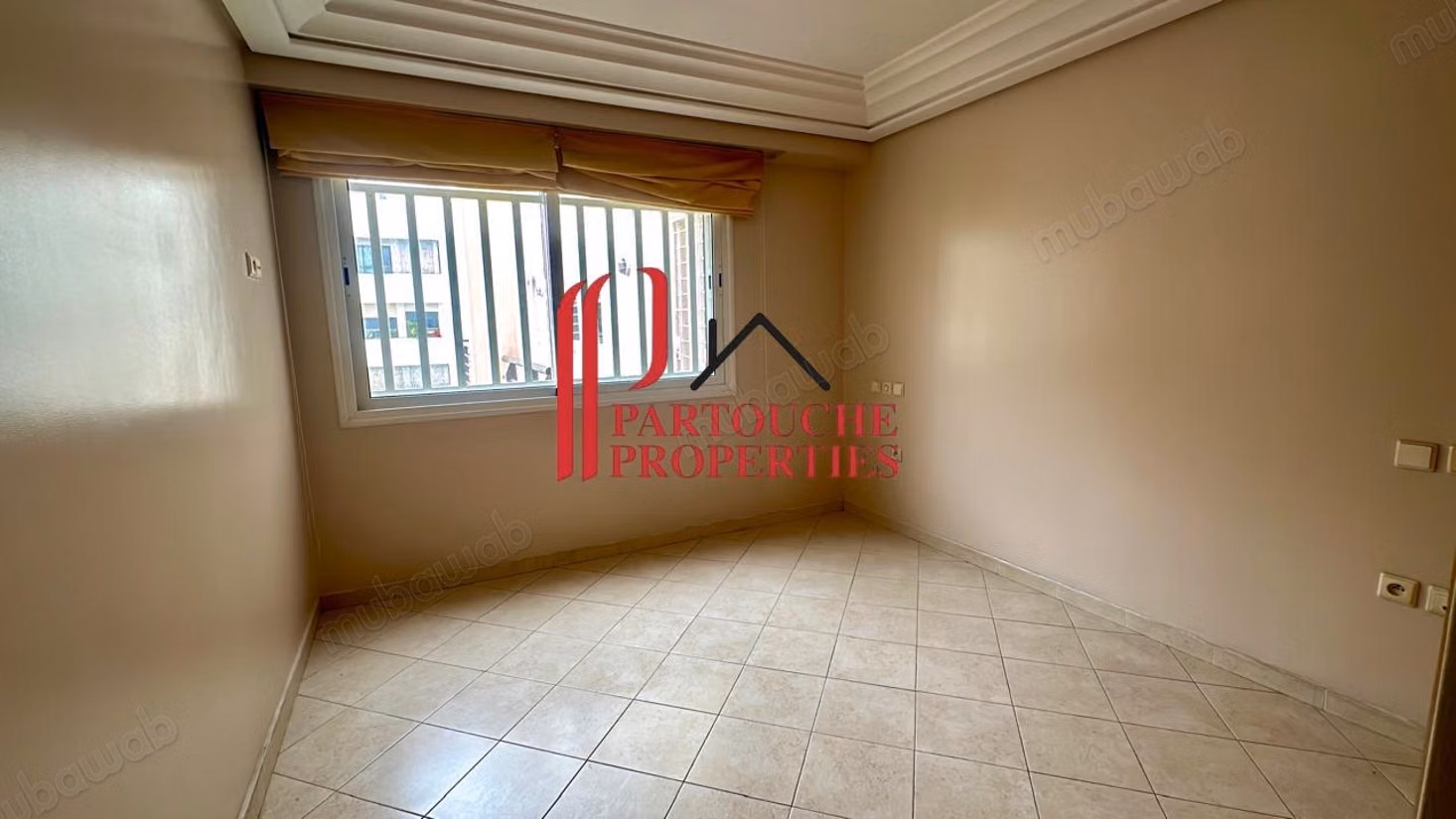RACINE 3ch Personal. EMPTY Terrace 2 spaces. Garage