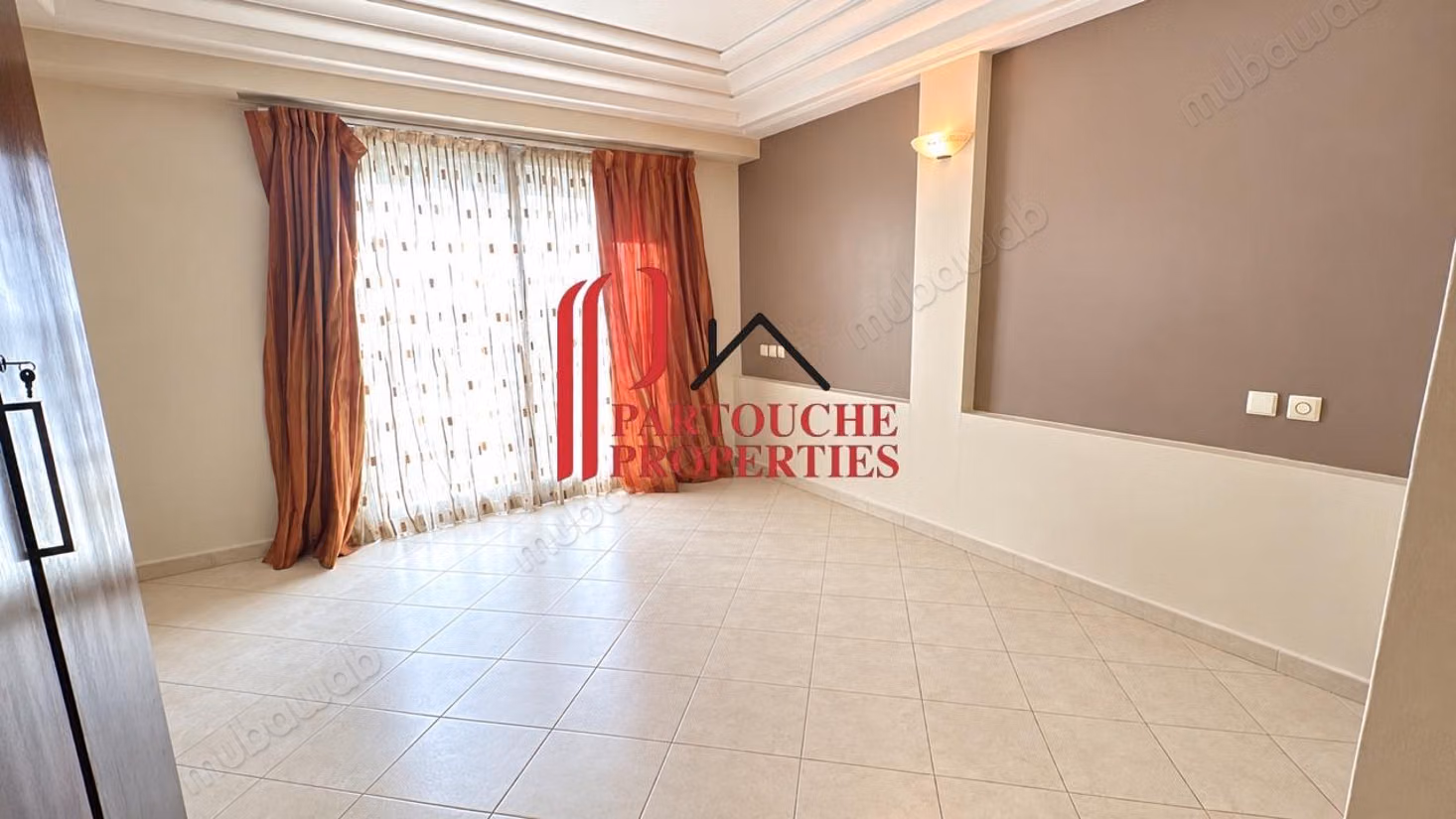 RACINE 3ch Personal. EMPTY Terrace 2 spaces. Garage