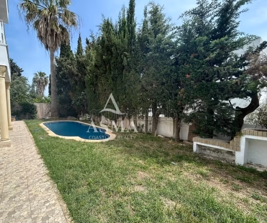 A louer une villa avec piscine a gammarth