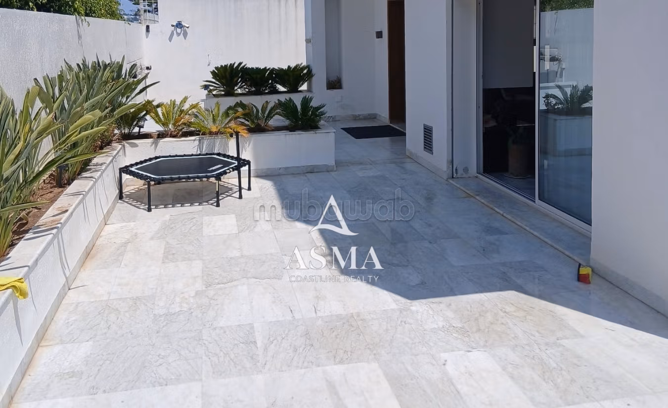 In affitto villa arredata con piscina e giardino a La Marsa