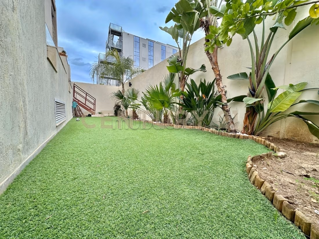 In vendita: Appartamento S3 con giardino a J. C