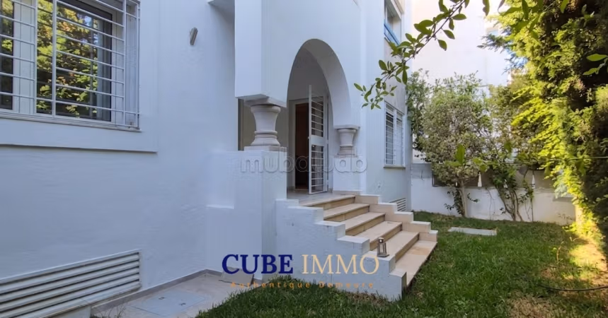 طابق أرضي فارغ أو مؤثث مع حدائق