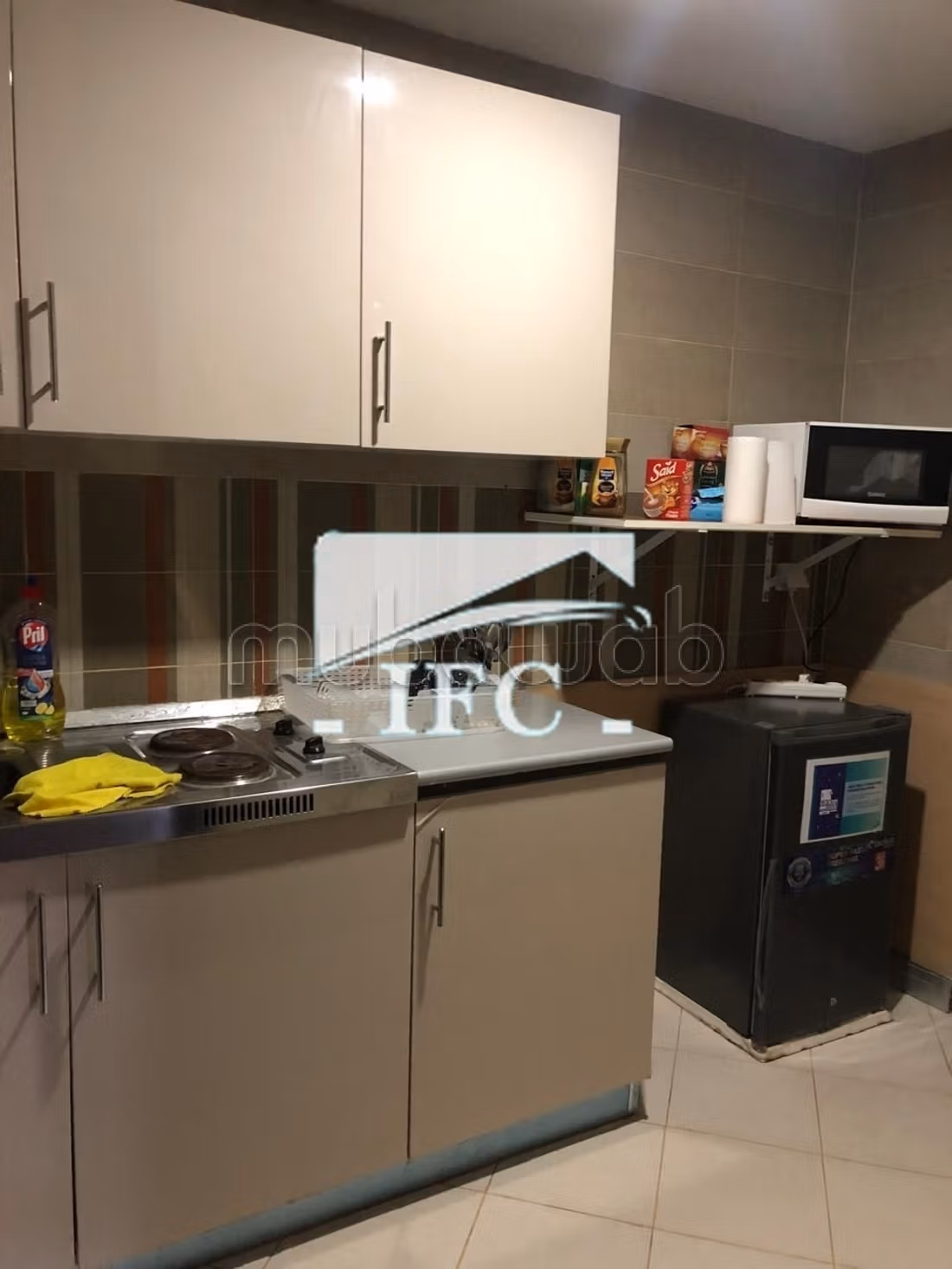 Bureau en 5 espaces 150m² CUN IFCU222