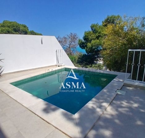 À louer – Villa avec piscine et vue mer à La Marsa