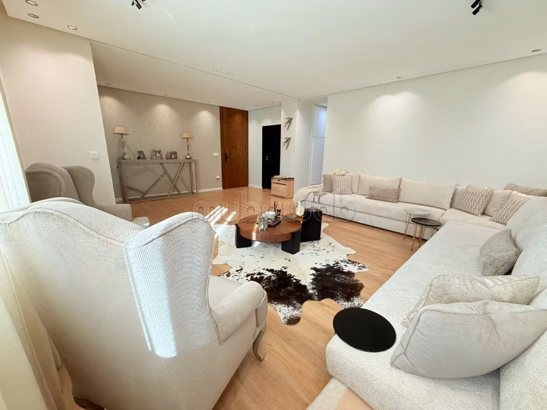 Spacieux appartement ensoleillé Val fleuri — 3