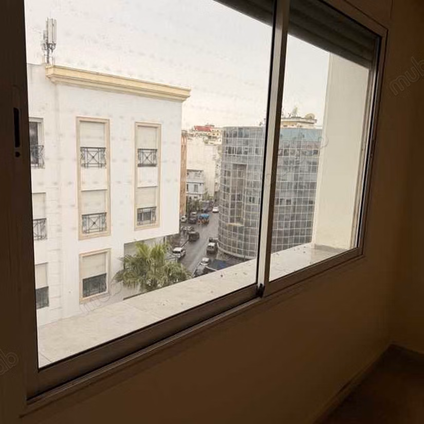 Appartement à Vendre de 129.0 m² à Casablanca, Liberte