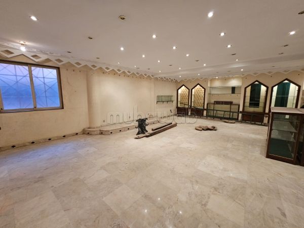 Local commercial à vendre