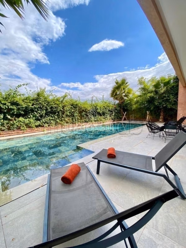 LOCATION Villa 5 suites haut standing Agdal
