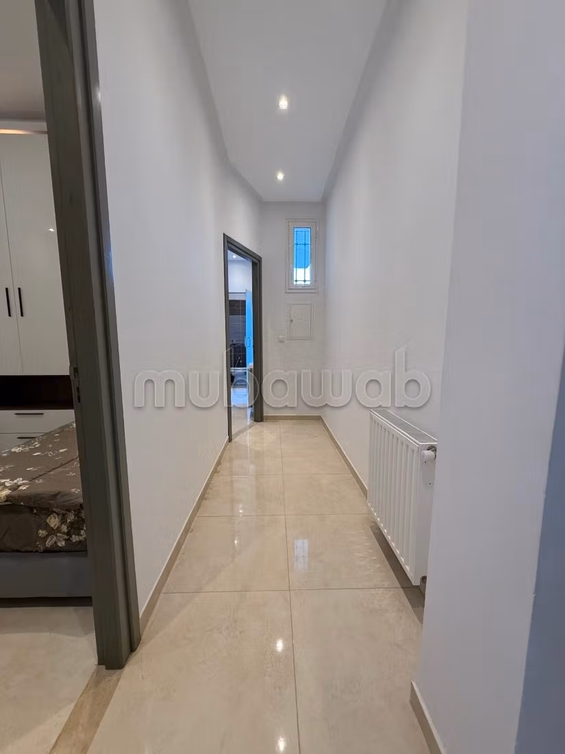Casa indipendente arredata a El Wahat l'Aouina