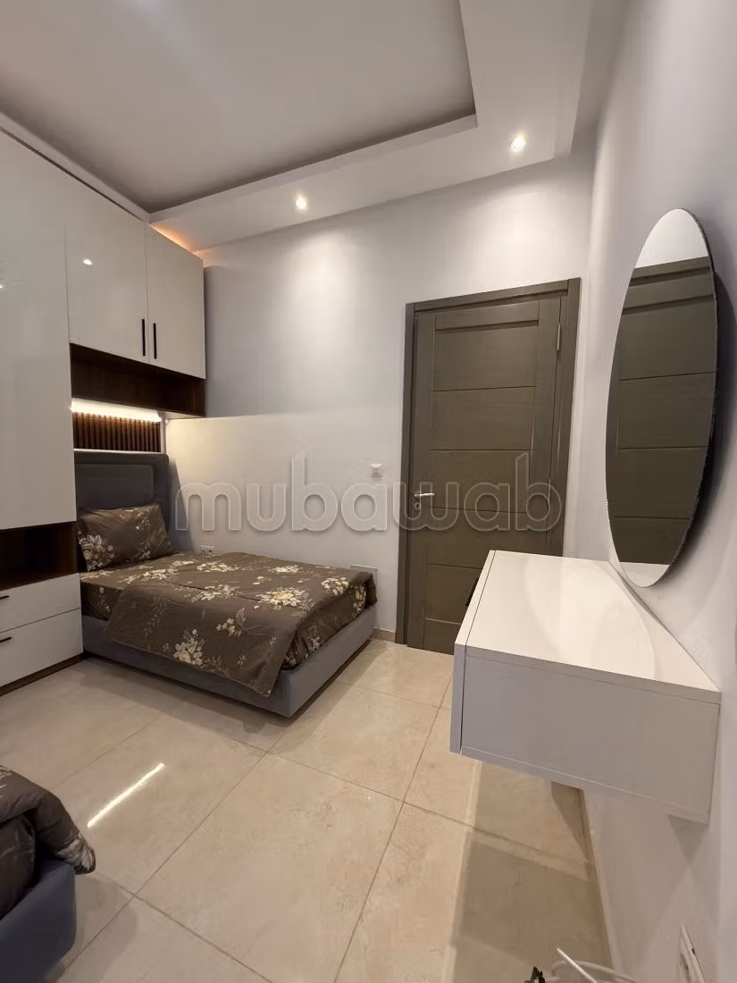 Casa indipendente arredata a El Wahat l'Aouina
