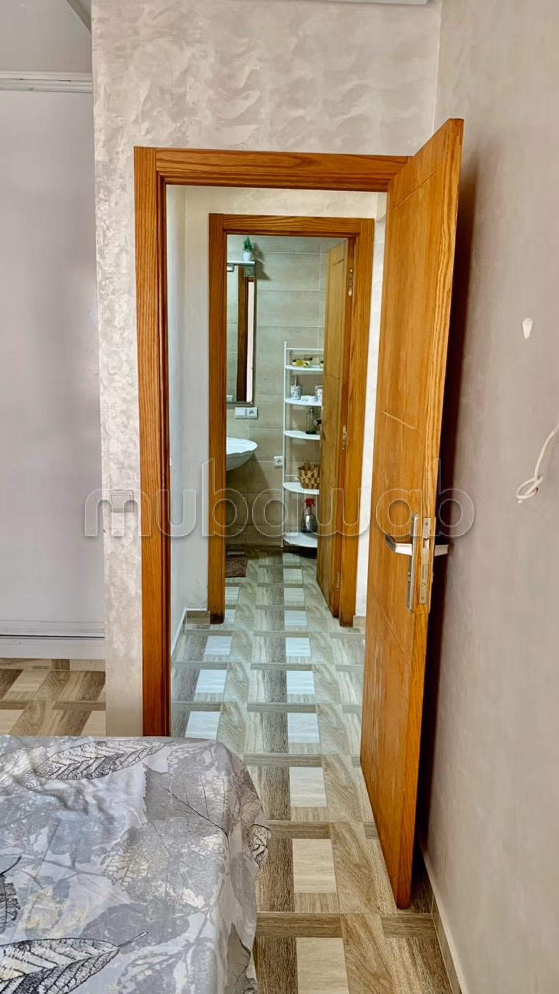 Studio moderno in affitto