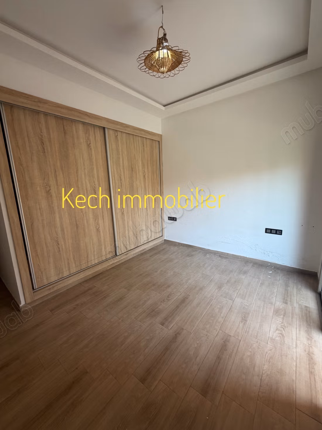 Mooi ongemeubeld 2-slaapkamer appartement