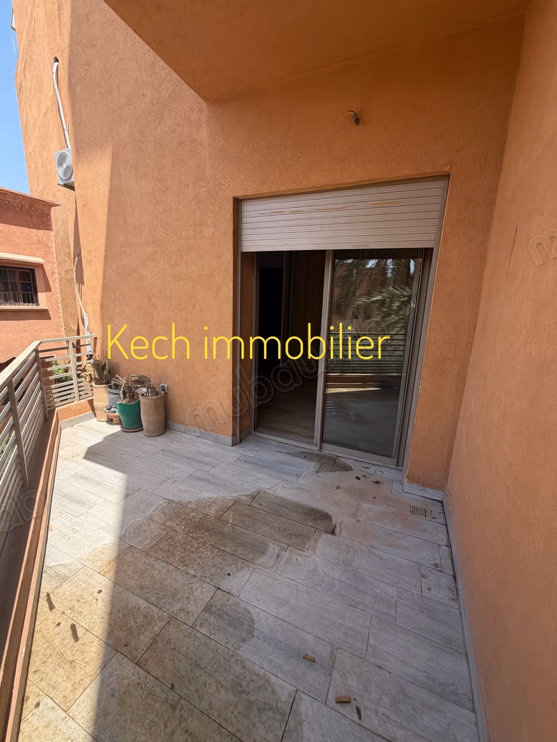 Mooi ongemeubeld 2-slaapkamer appartement