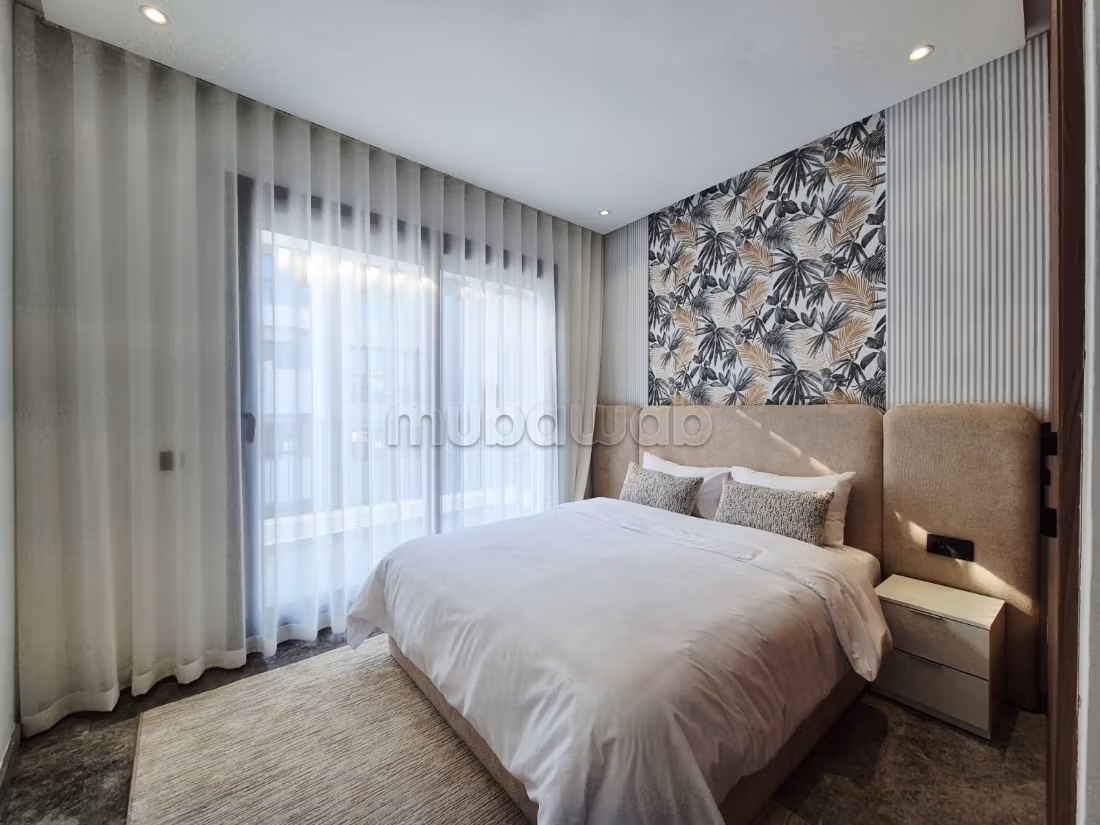 Studio moderno con terrazza