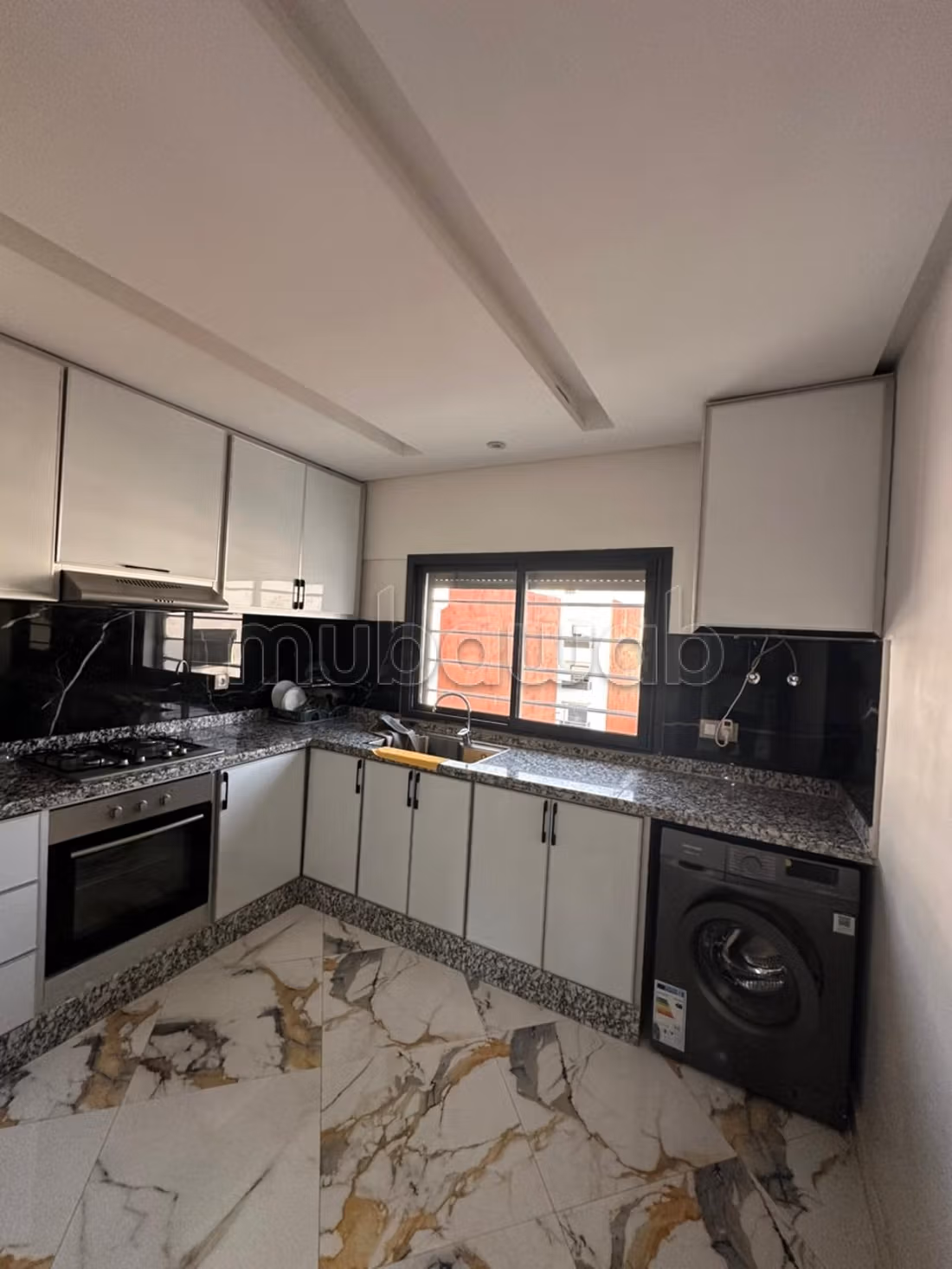 Appartement meublé NEUF à louer à Sala al Jadida