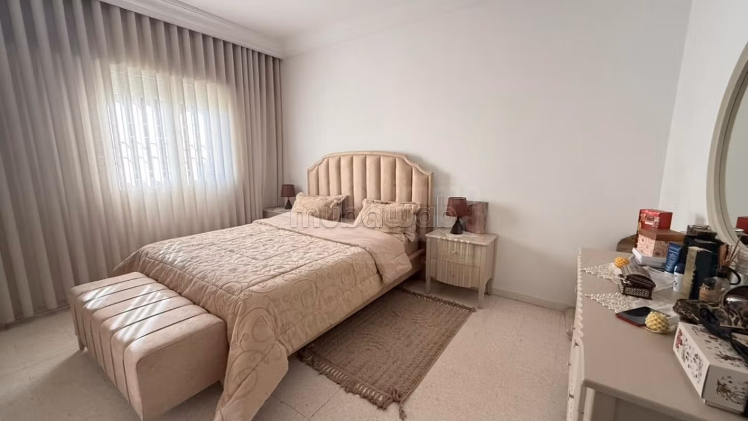 Appartement s3 de 128m2 à cité hedi nouira ariana