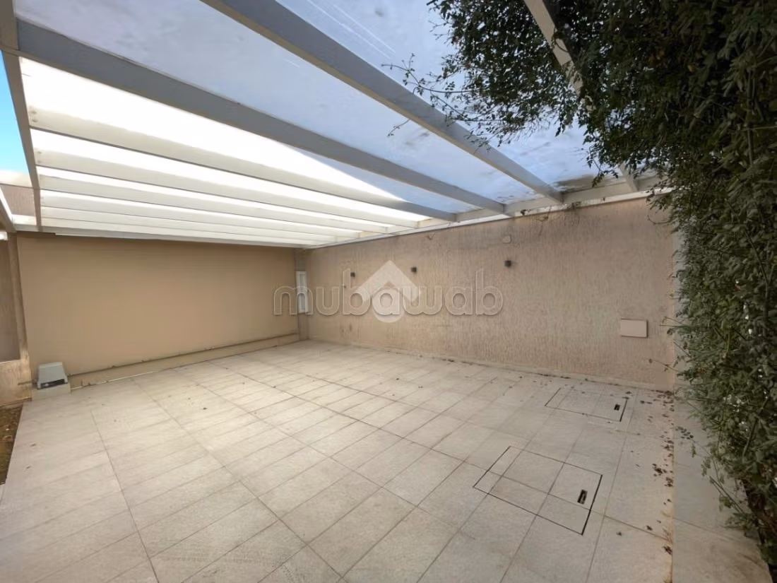 Villa floor for rent