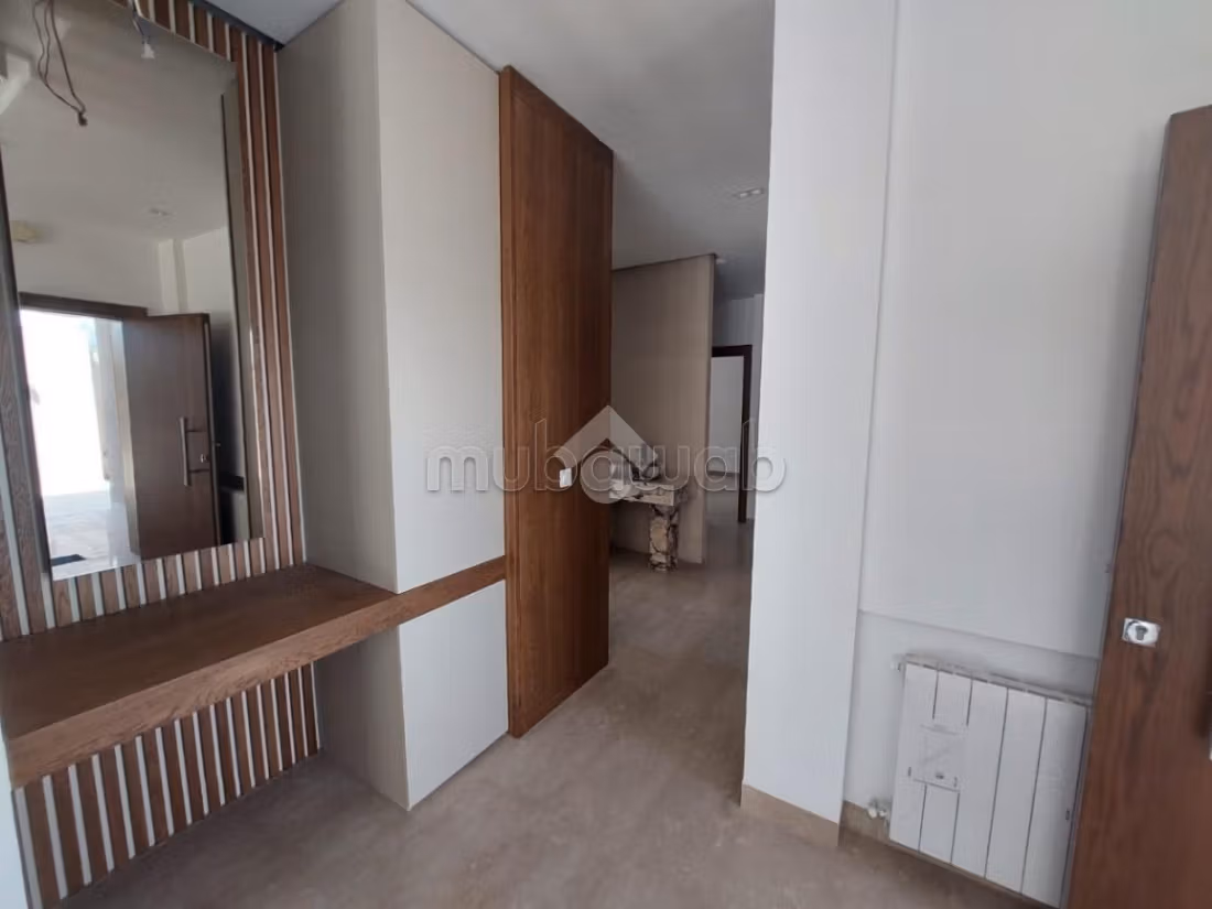 Villa floor for rent