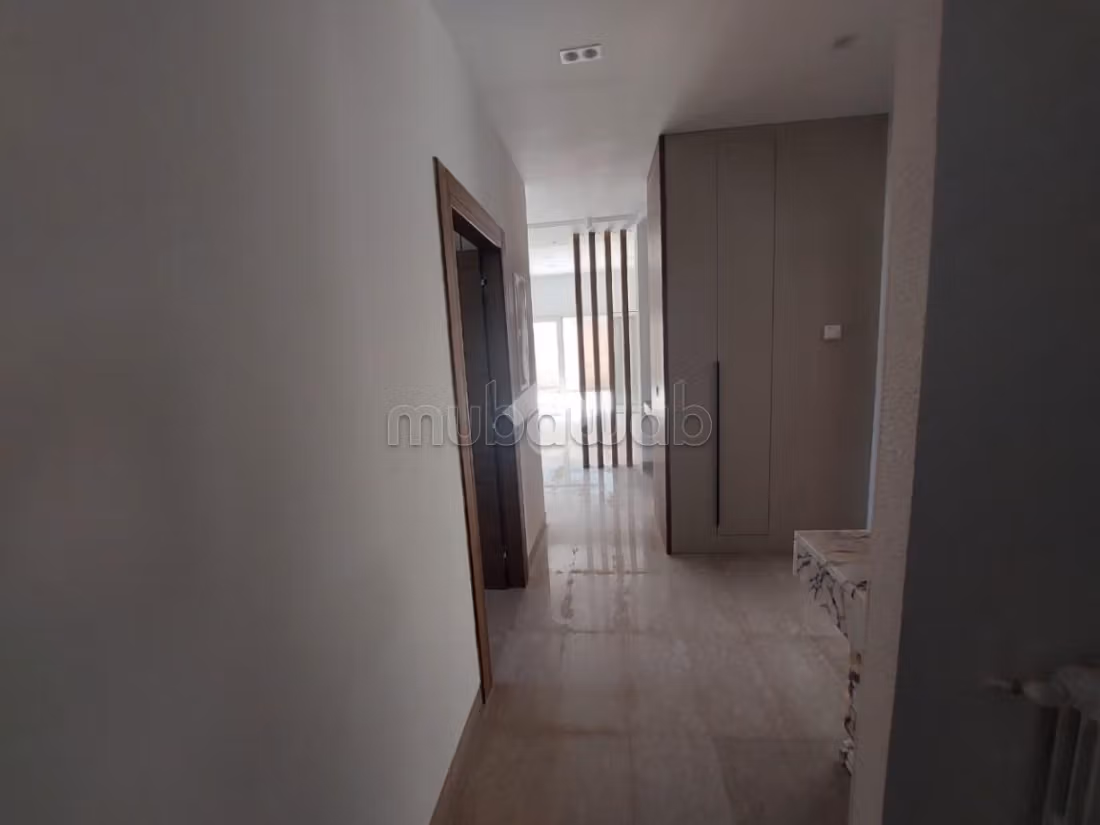 Villa floor for rent