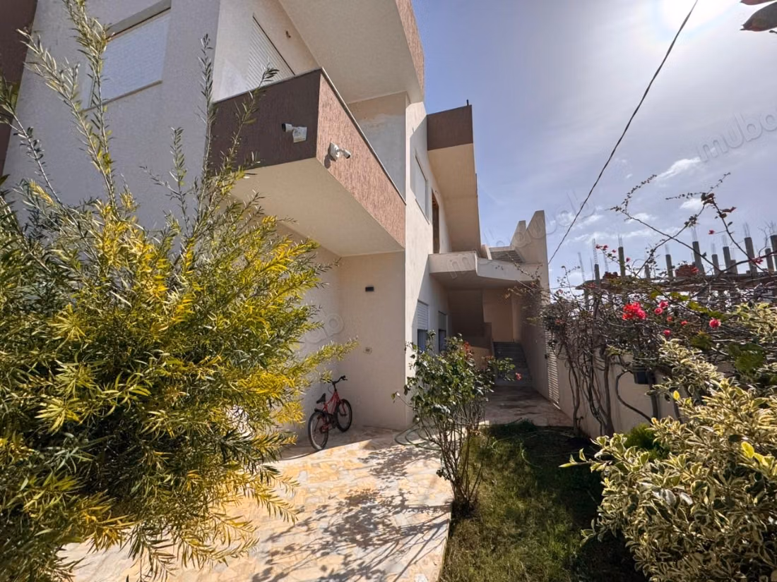 À vendre – Villa indépendante de coin