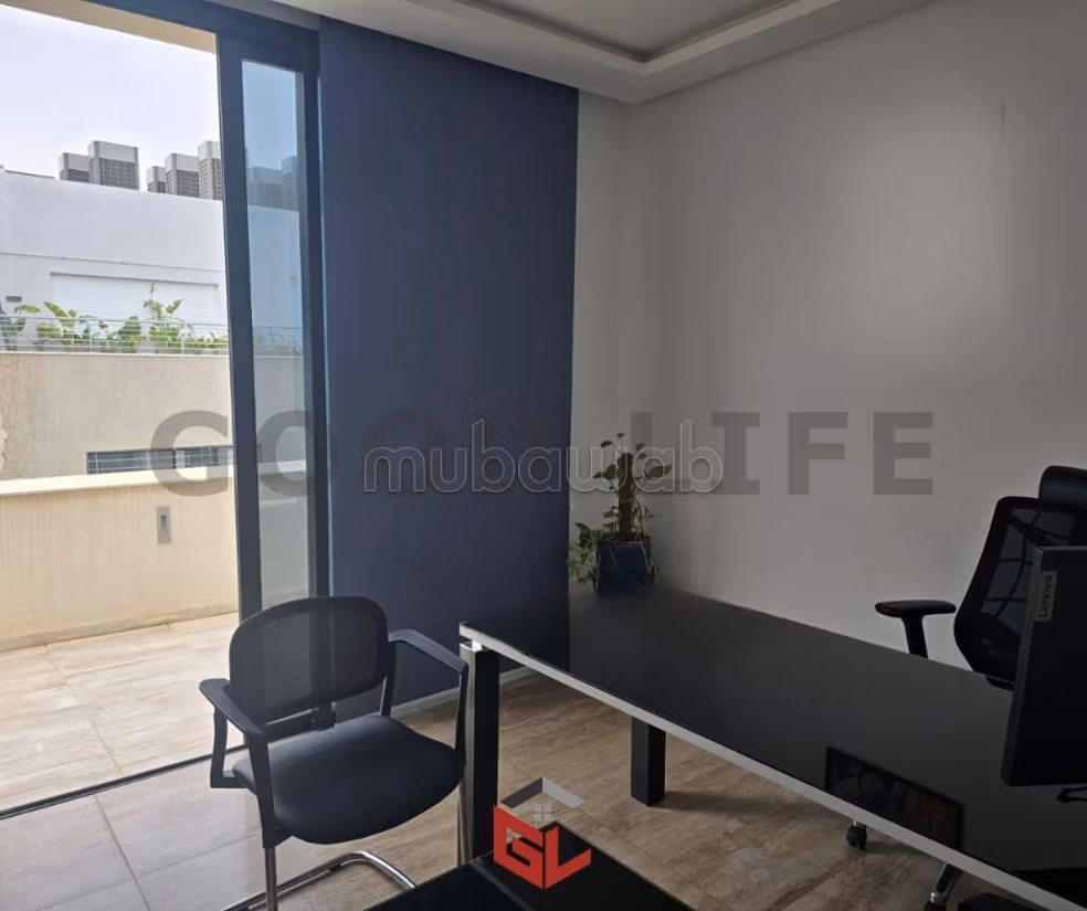 Bureau de Standing avec Terrasse de 46 m² aux JDC