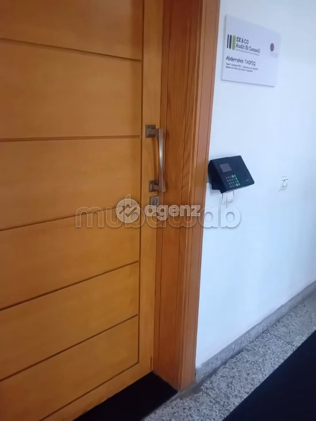 Oficina en alquiler 64 m² Los Hospitales Casablanca