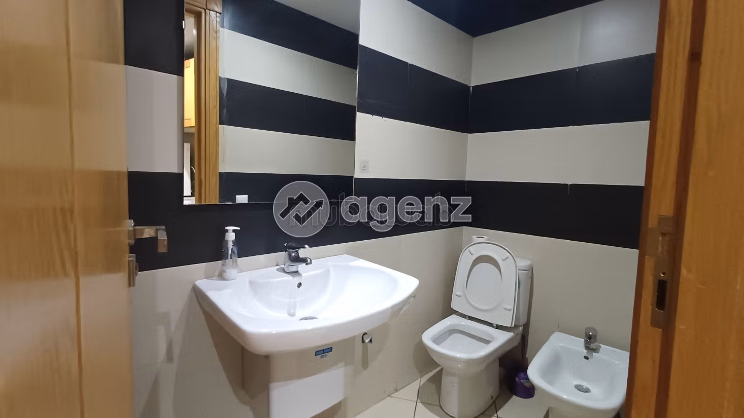 Oficina en alquiler 64 m² Los Hospitales Casablanca