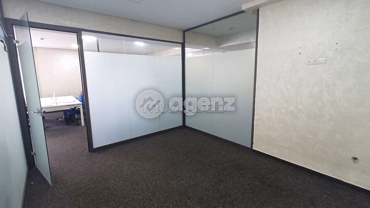 Oficina en alquiler 64 m² Los Hospitales Casablanca