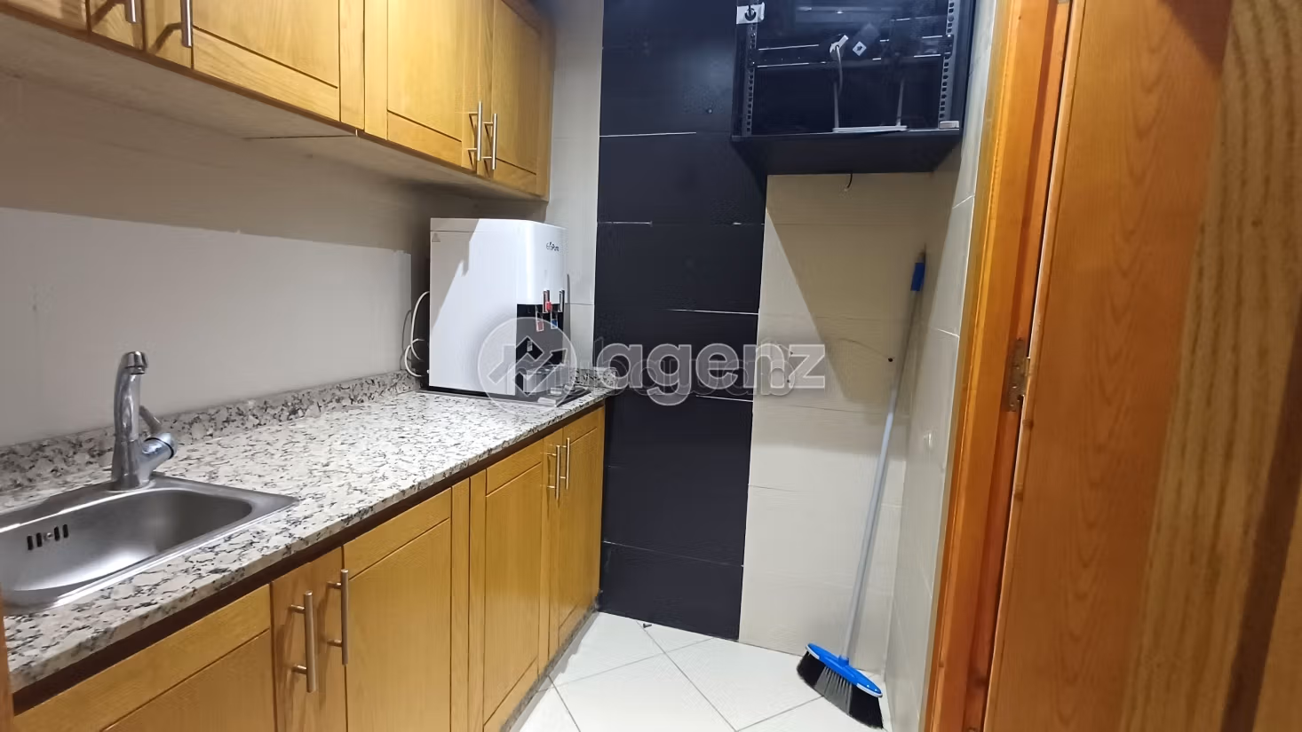 Oficina en alquiler 64 m² Los Hospitales Casablanca