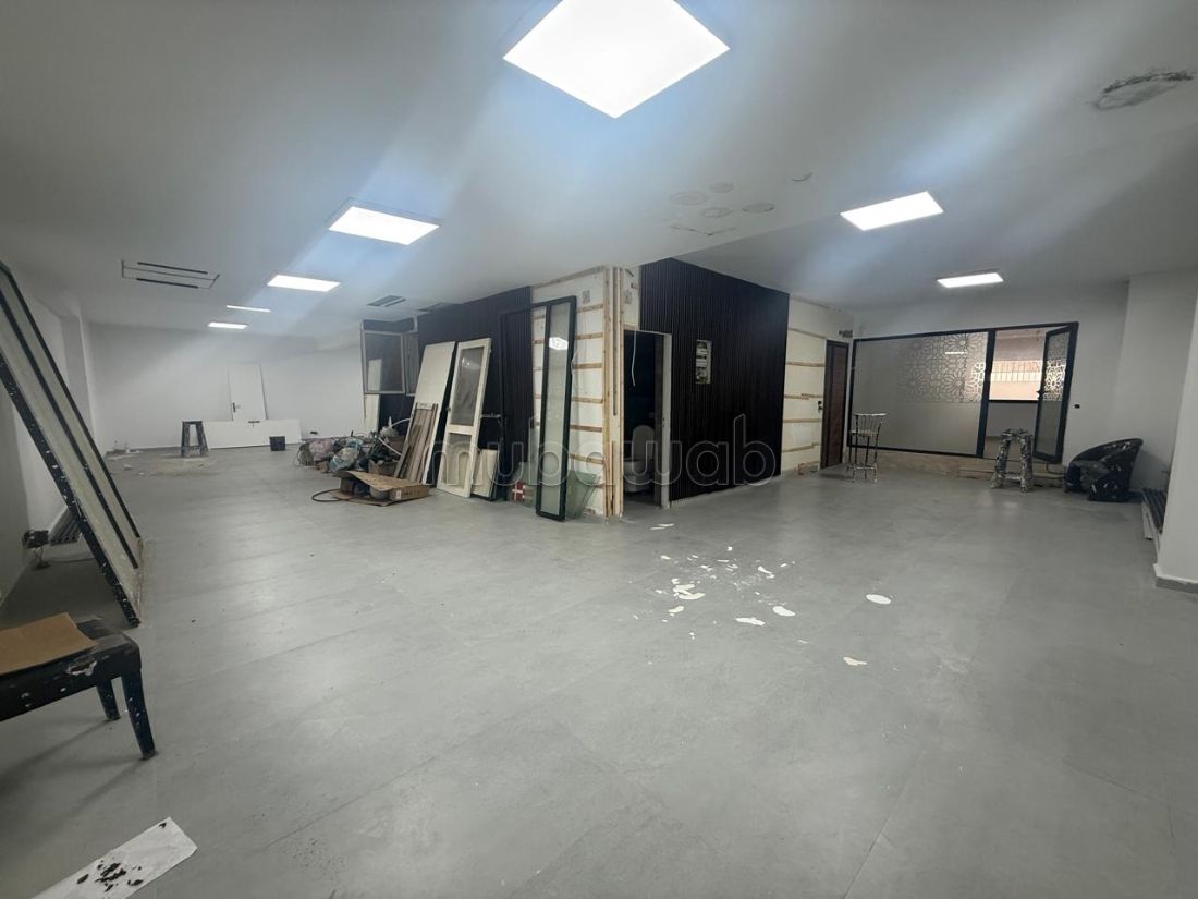 Gauthier/local commercial