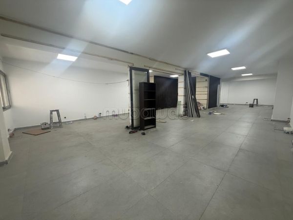 Gauthier/local commercial