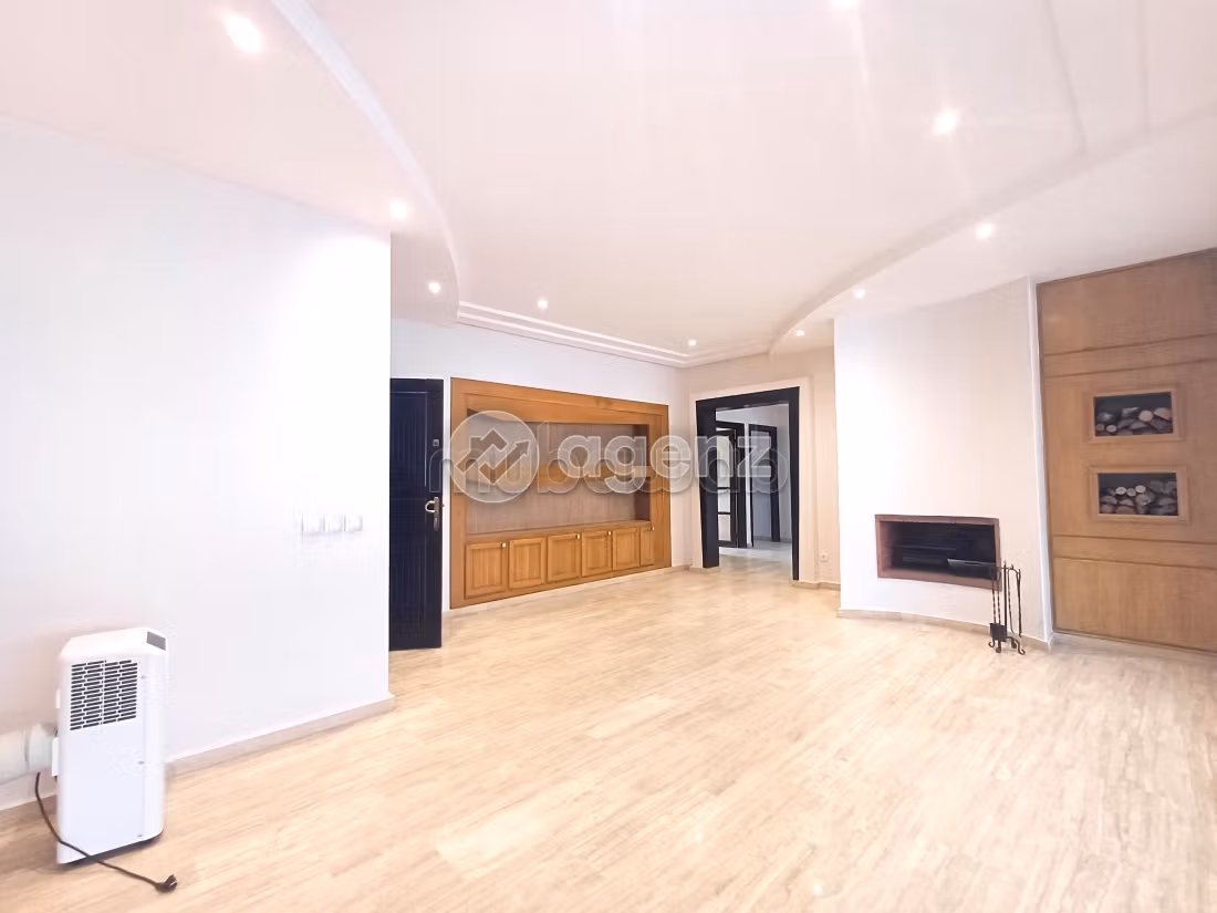 Appartement à vendre 176 m², 3 chambres Val Fleurie Casablanca