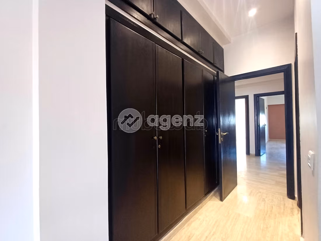 Appartement à vendre 176 m², 3 chambres Val Fleurie Casablanca