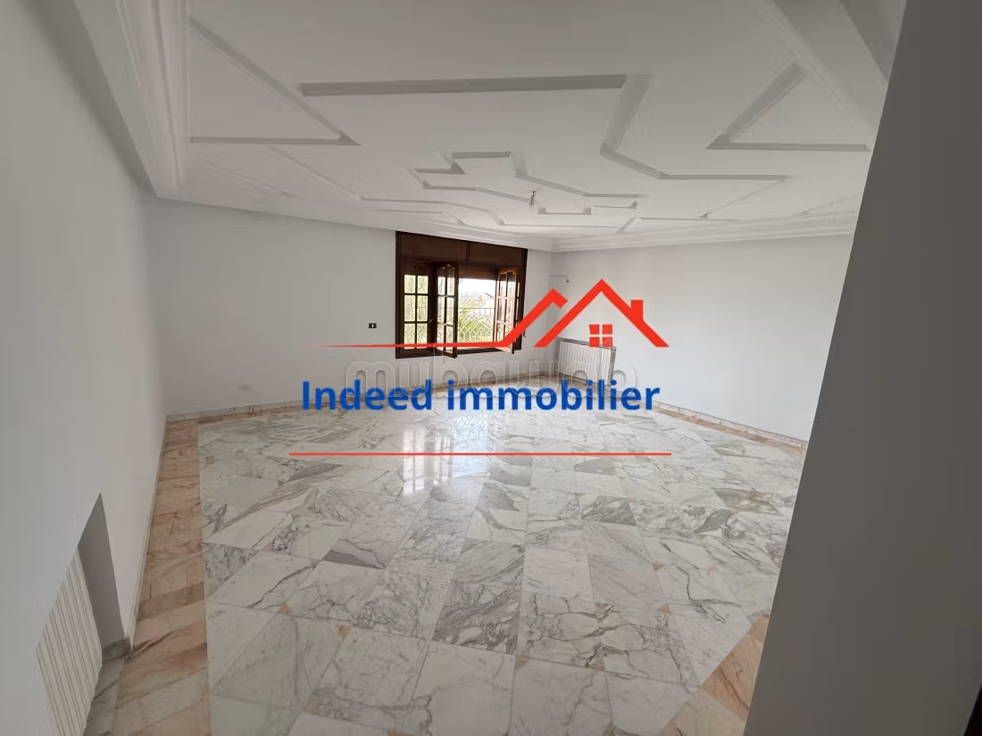 In vendita a el menzah 9a – villa di prestigio r2