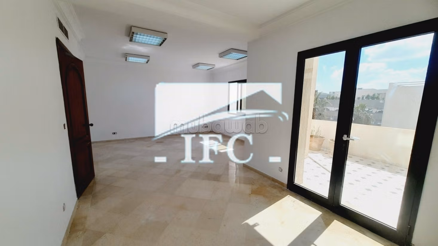 Bureau en 5 espaces 130m² Lac 1–IFCL1365