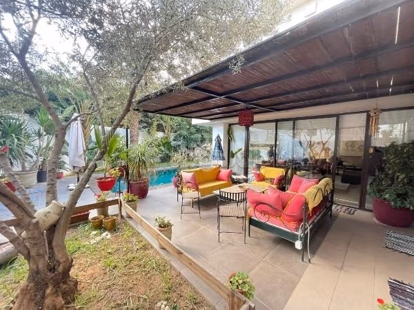 Villa jumelée en vente