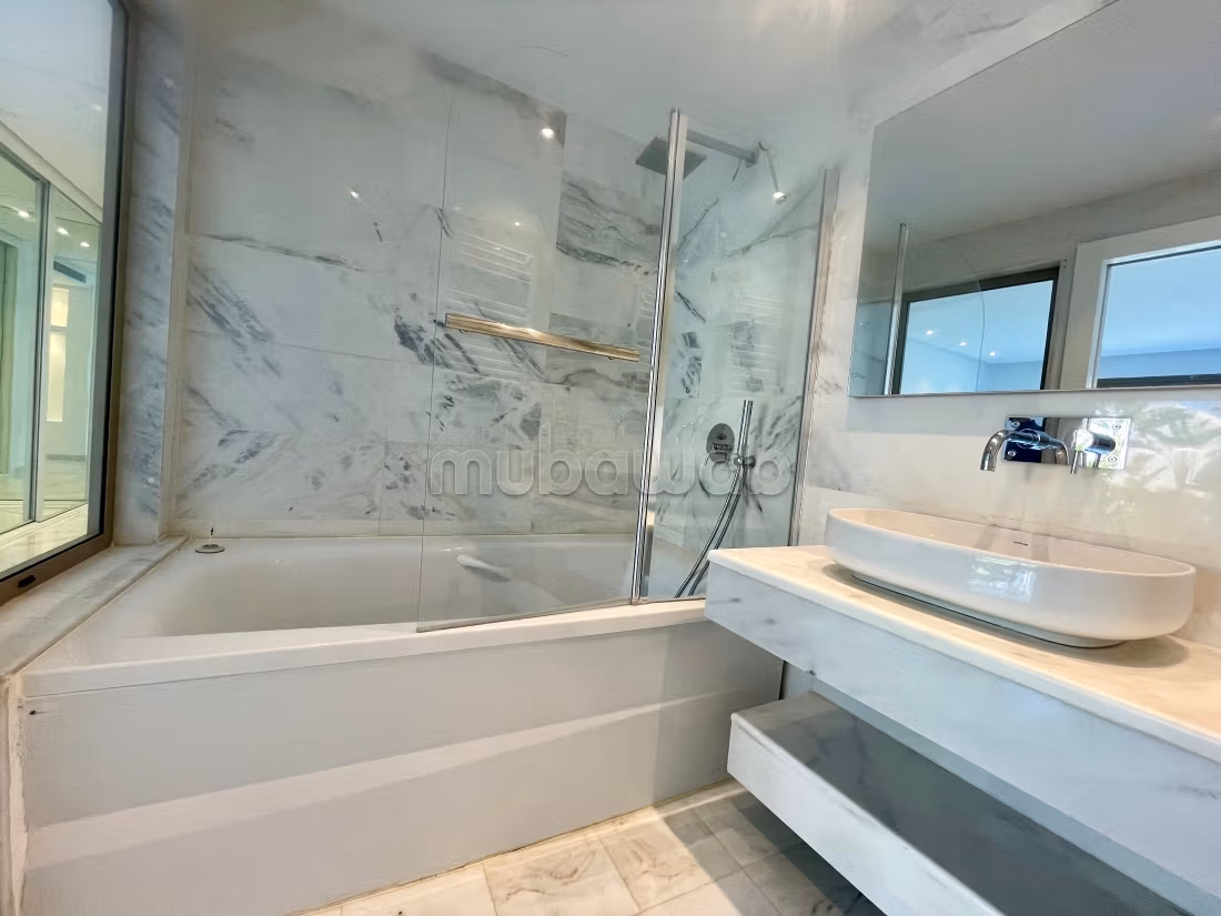 Spacious S2 Apartment with Pool, Gammarth