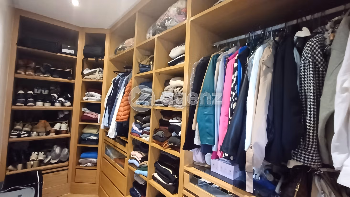 فيلا للبيع 210 م²، 4 غرف أندلوسية سخييرات تمارة
