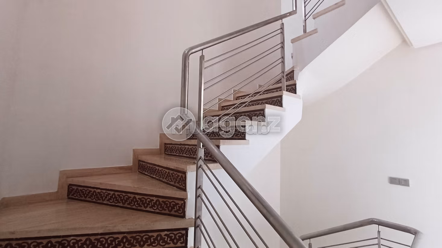 فيلا للبيع 210 م²، 4 غرف أندلوسية سخييرات تمارة