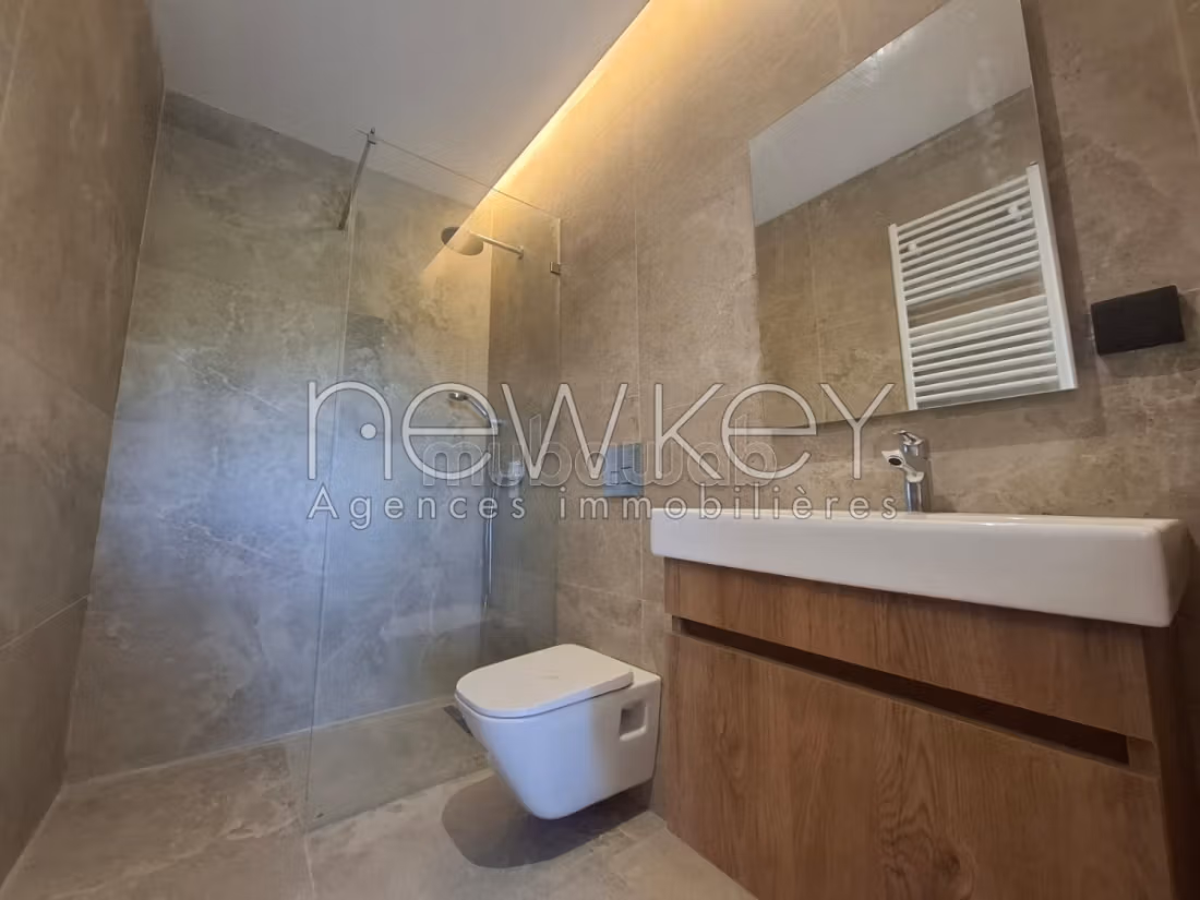 Exceptional S3 apartment with a panoramic view of greenery