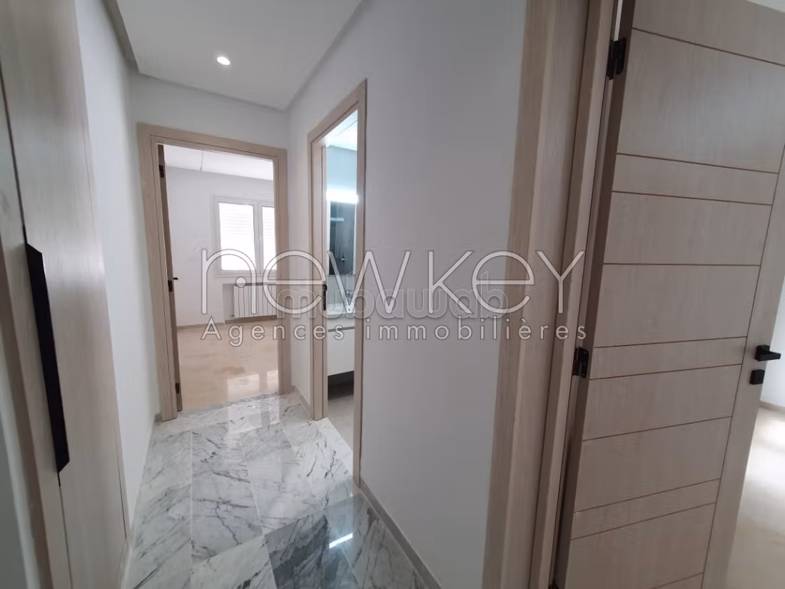 Appartamento S2 in vendita a La Nouvelle Soukra