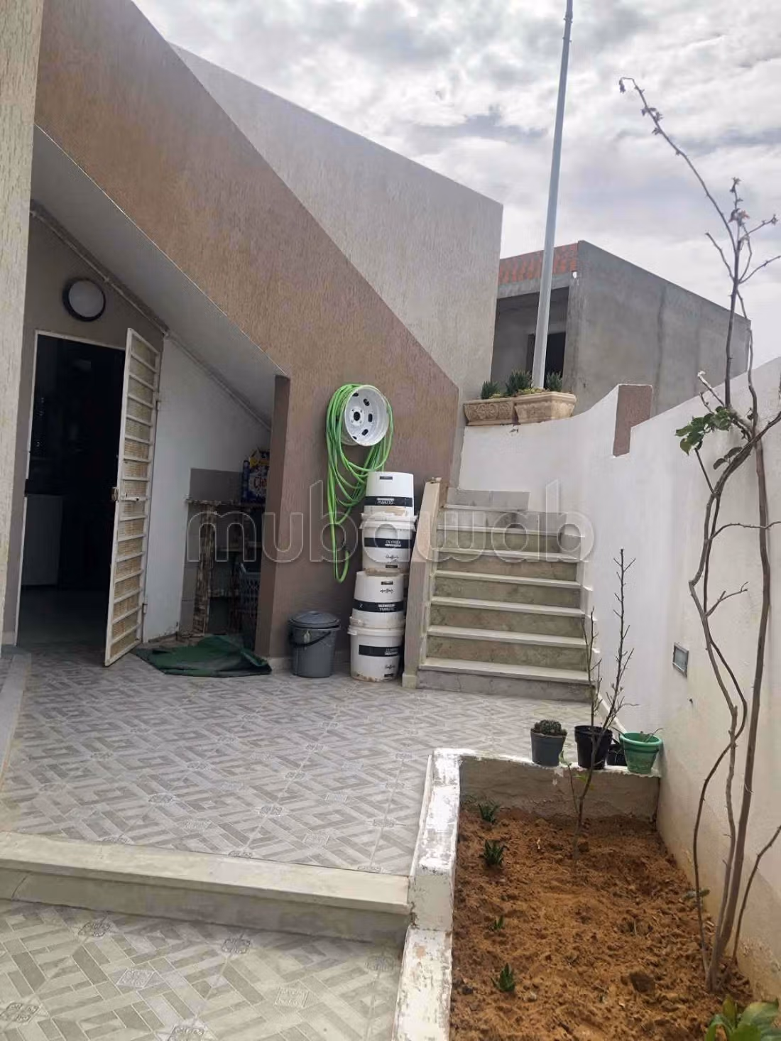 Suleiman 3 km alla Torre di Sadriah